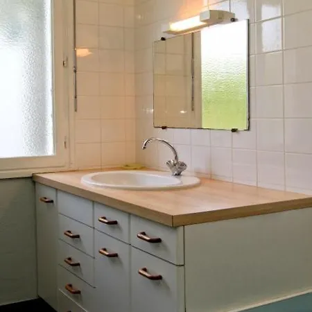 Locquirec Sleeps 9 * Le Meix-Saint-Epoing