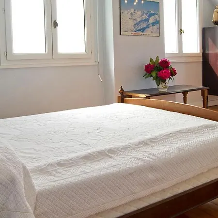 בית נופש Locquirec Sleeps 9 *