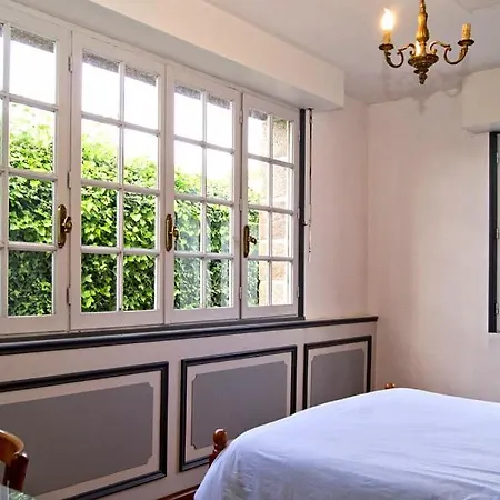 בית נופש Locquirec Sleeps 9 *